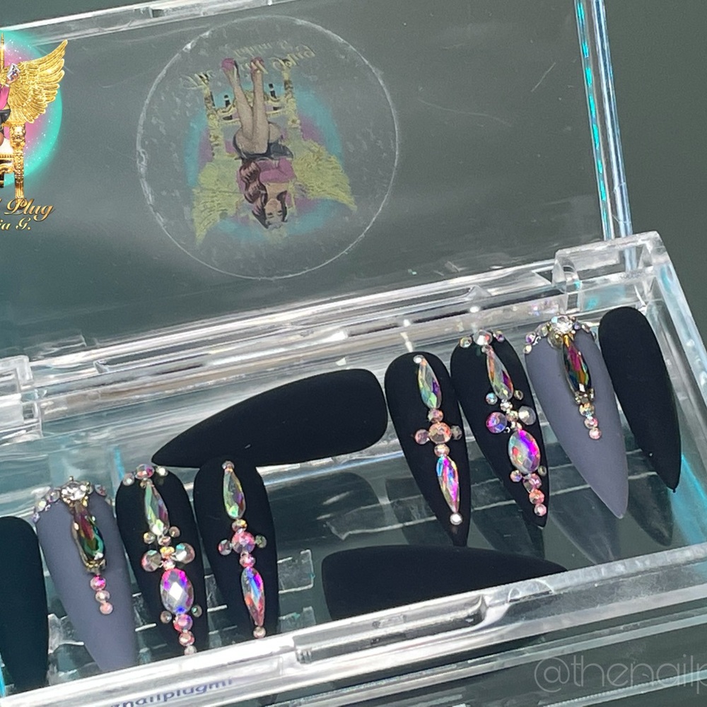 Black Matte Bling Press-On Nail Set | The Nail Plug @thenailplugmi